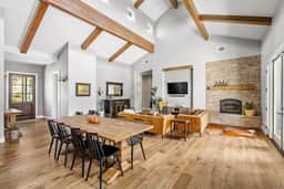 J's Farmhouse