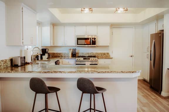 Forest & Vine + Cottage Sleeps 10