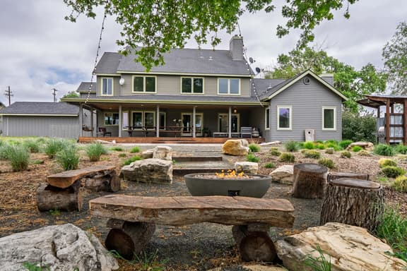 The Hive House at Castoro Cellars - Image 1